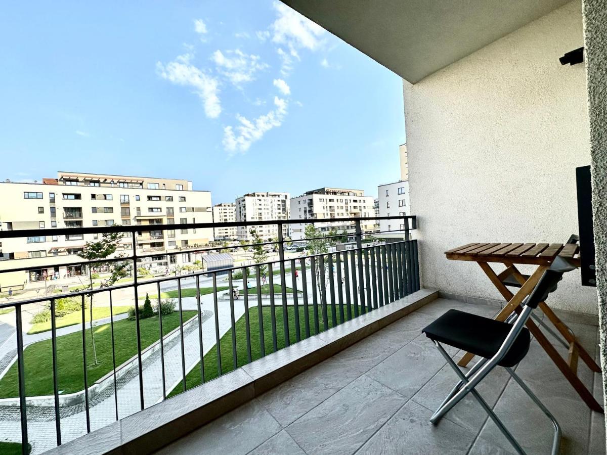 Kasper Coresi Mall - Rise Private Apartments & Suites Brassó Kültér fotó