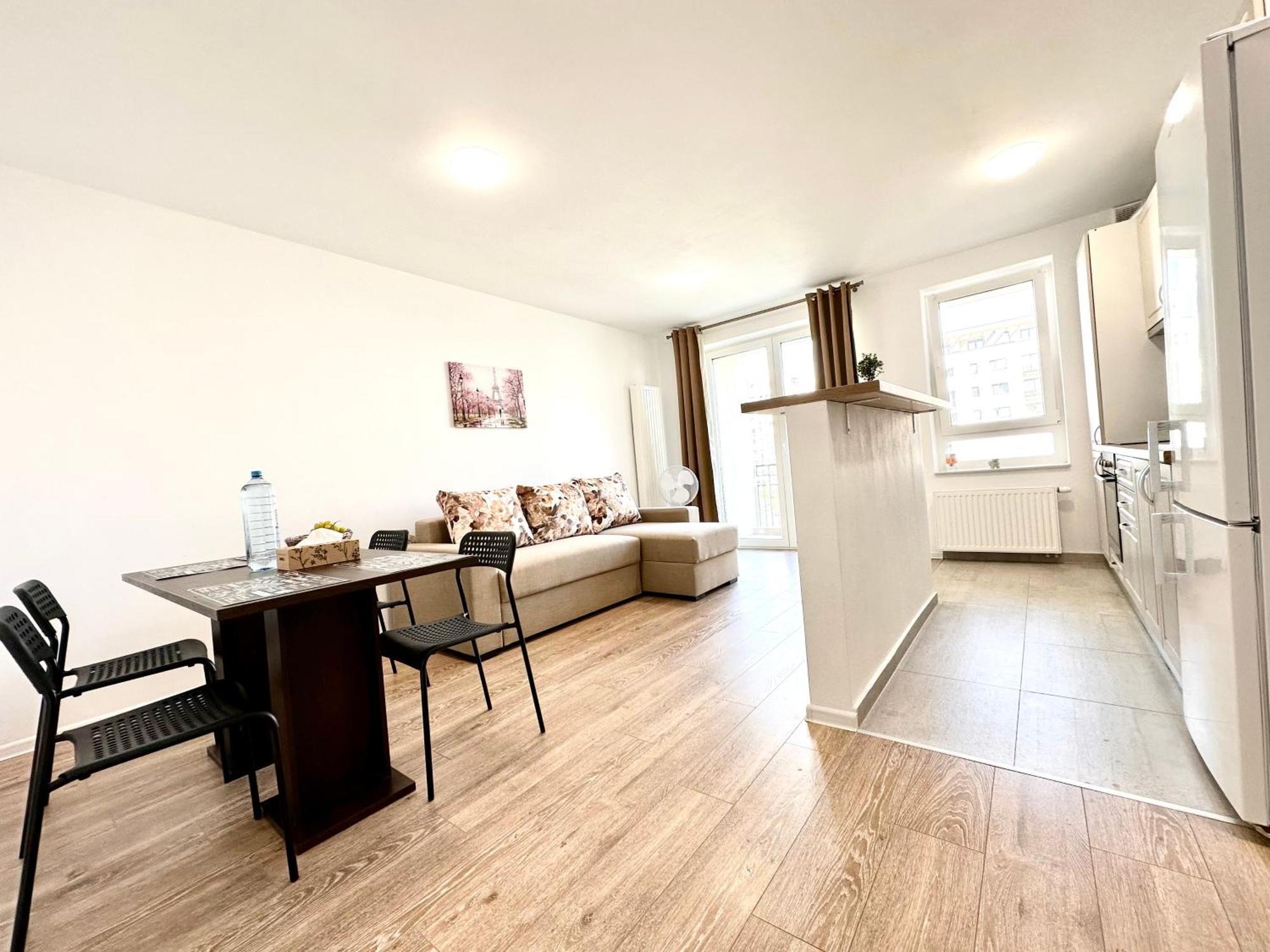 Kasper Coresi Mall - Rise Private Apartments & Suites Brassó Kültér fotó