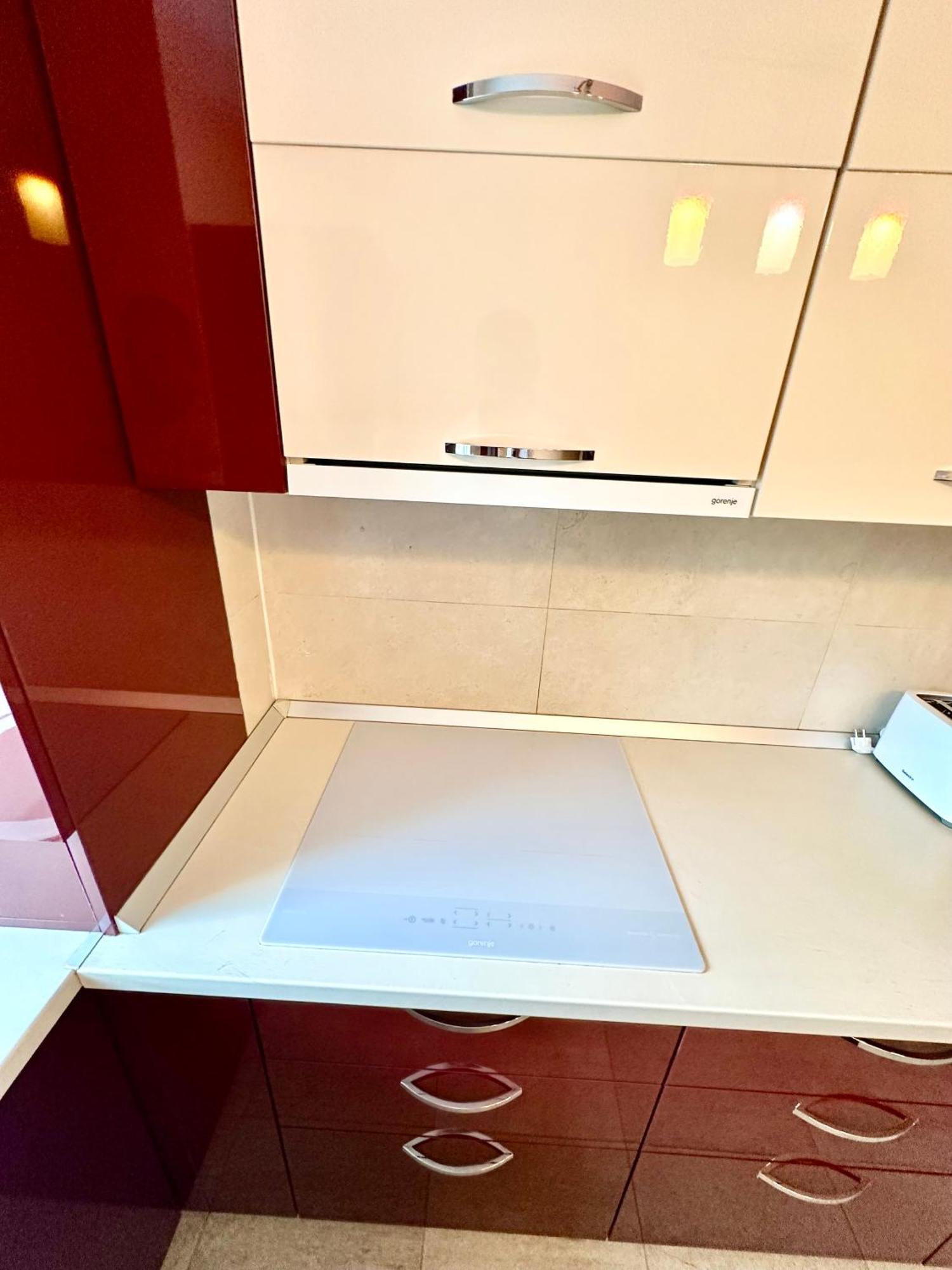 Kasper Coresi Mall - Rise Private Apartments & Suites Brassó Kültér fotó